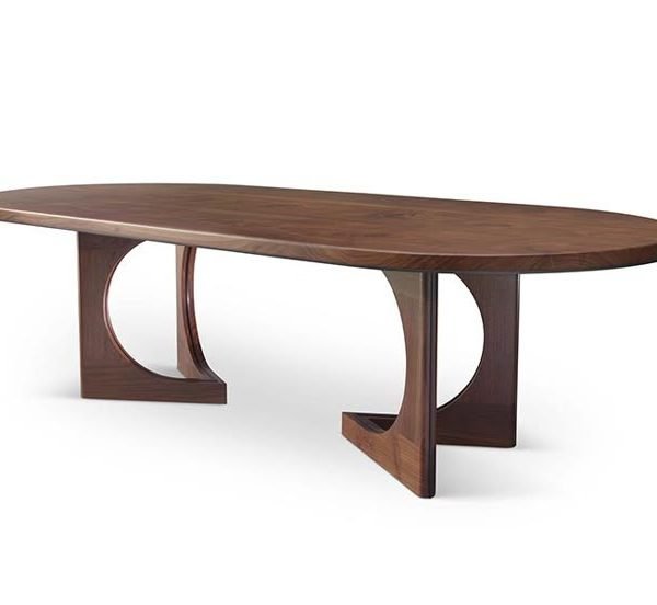 Tavolo da pranzo ovale in legno massello con base ad archi scultorei