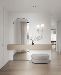 specchio ad arco minimal per ingresso o soggiorno